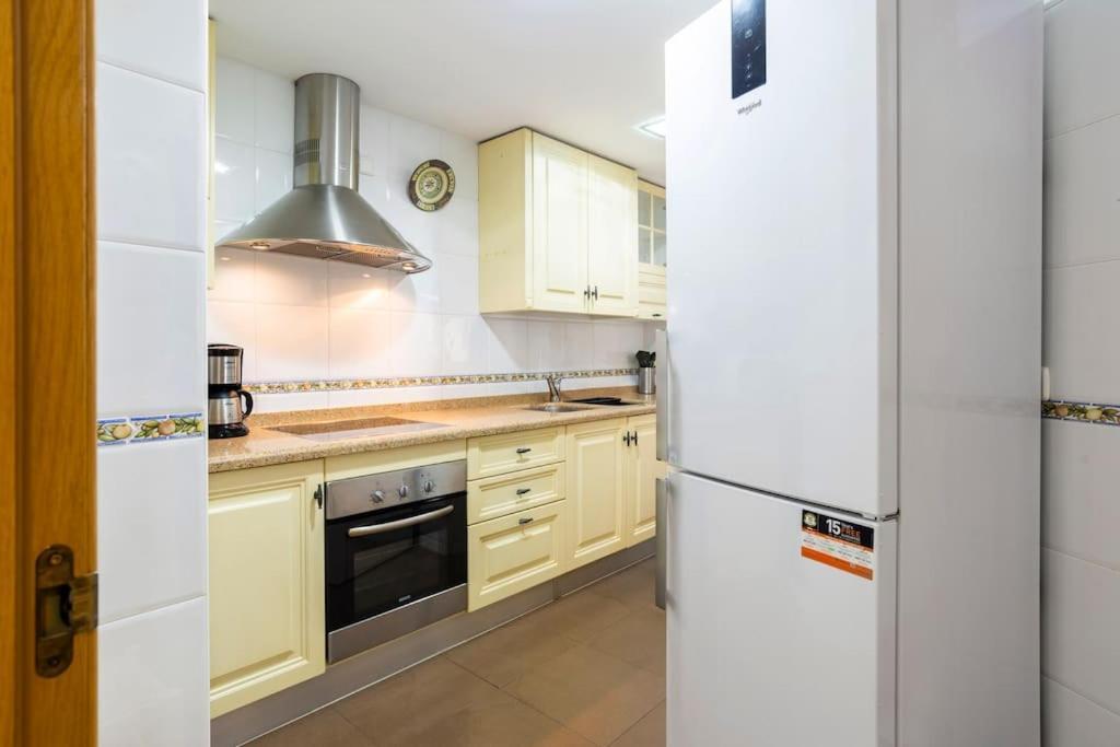 Ayala Beach Apartment Málaga Eksteriør bilde