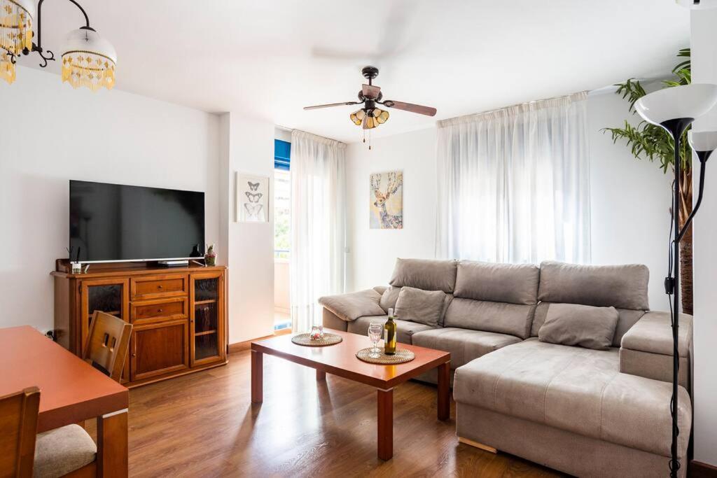 Ayala Beach Apartment Málaga Eksteriør bilde